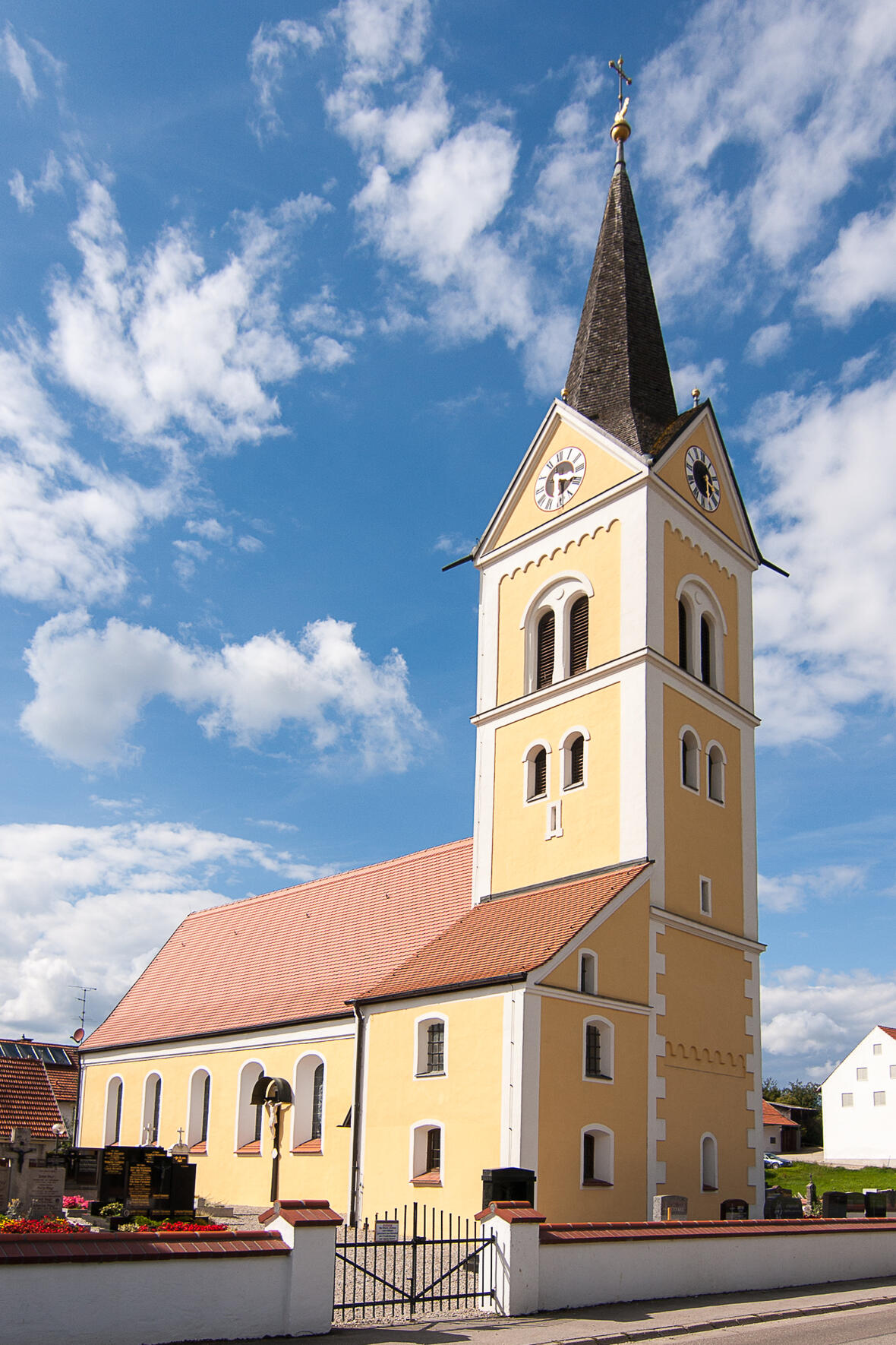 Pfarrkirche Niederthann-St. Dionysius